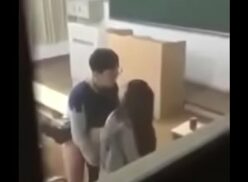 Fazendo sexo na escola