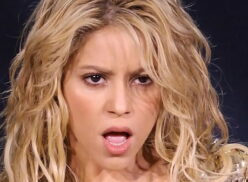 Shakira loca [censurada]